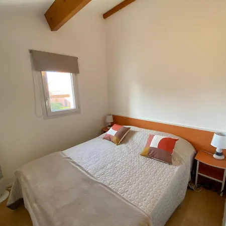 Pavillon T3 Mezzanine, Piscine, Parking, Beau Soleil,